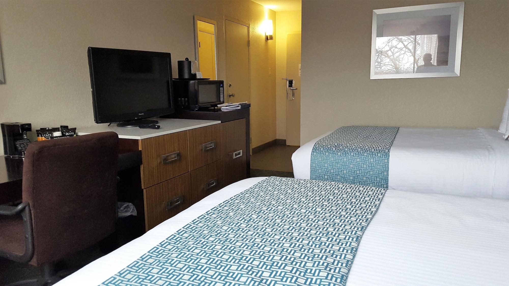 Wyndham Garden Kenosha Harborside Hotel Bagian luar foto