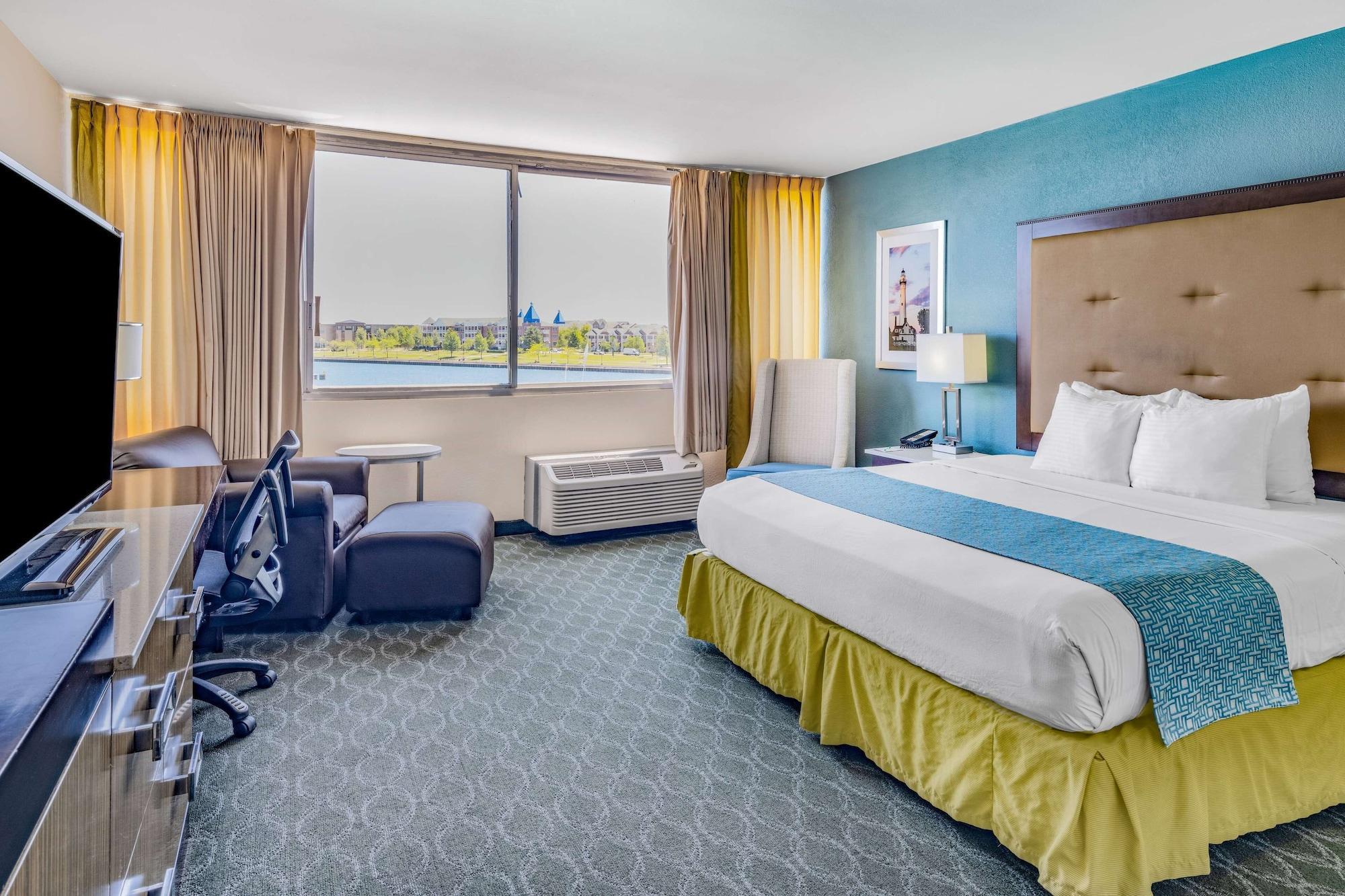 Wyndham Garden Kenosha Harborside Hotel Bagian luar foto