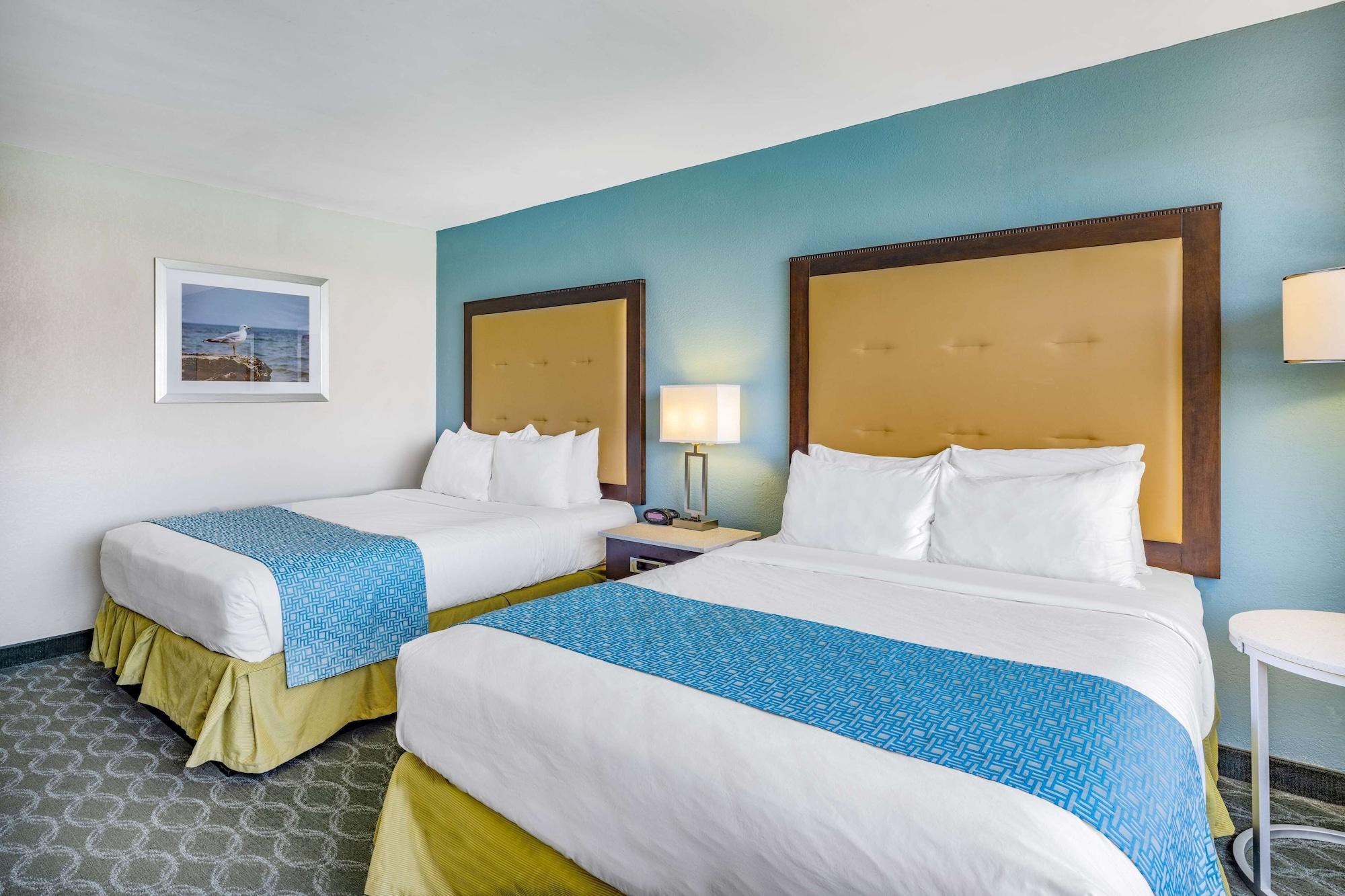Wyndham Garden Kenosha Harborside Hotel Bagian luar foto