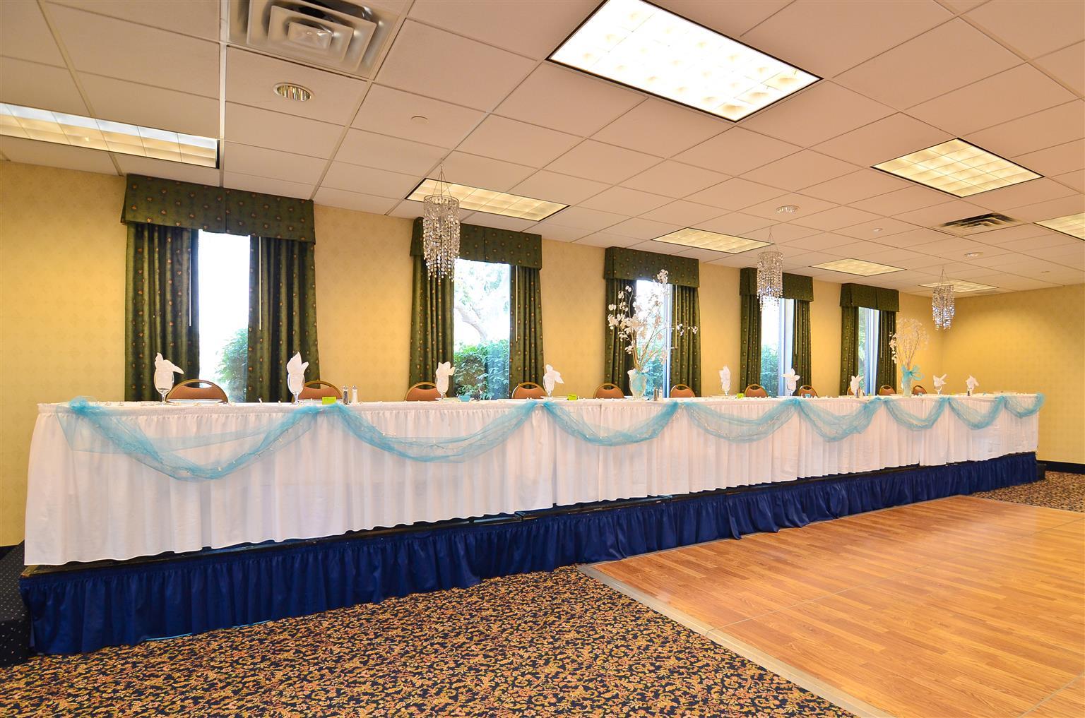 Wyndham Garden Kenosha Harborside Hotel Restoran foto