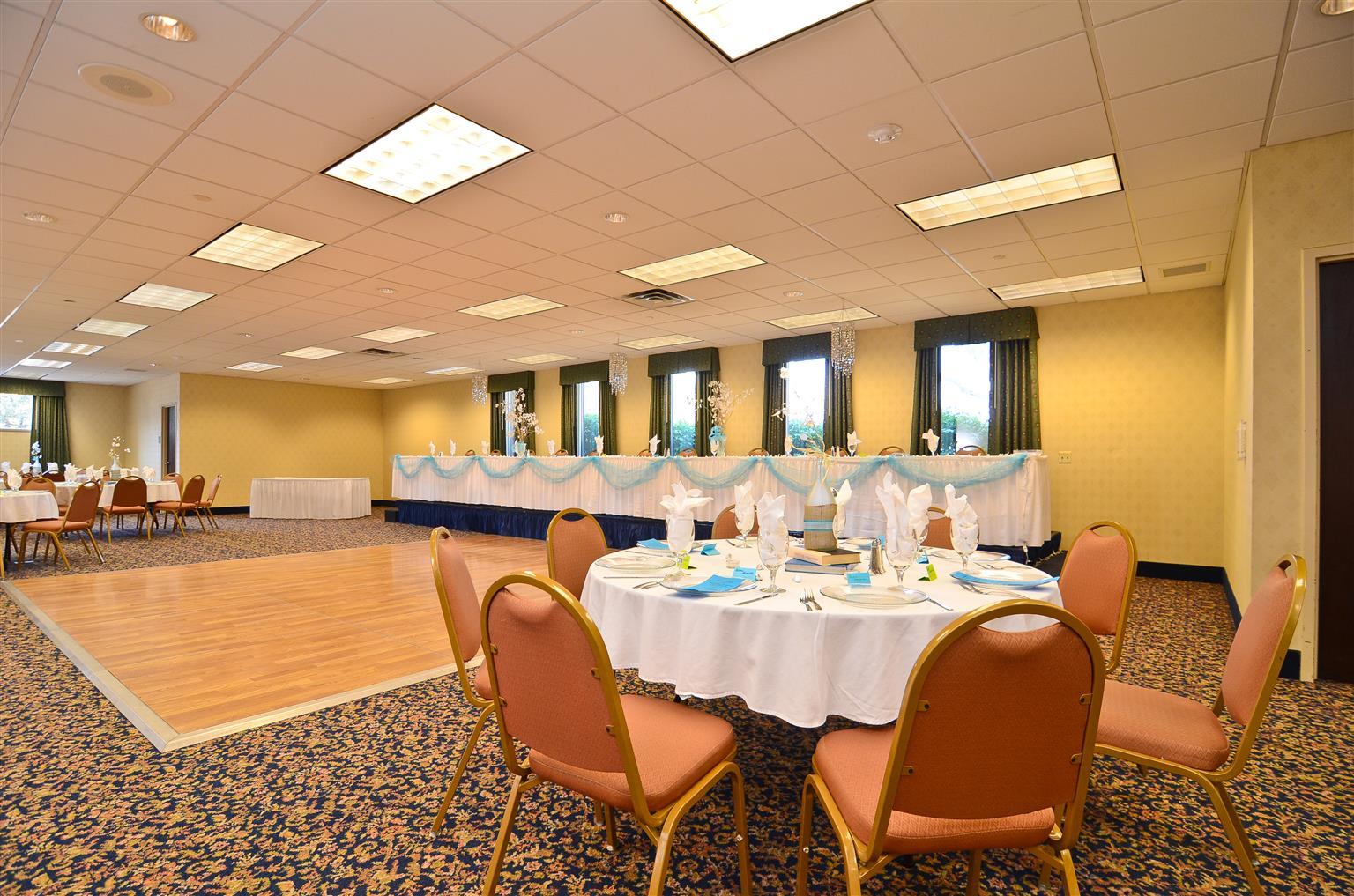 Wyndham Garden Kenosha Harborside Hotel Restoran foto
